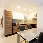 Spacious 3br Designer Just Off The Promenade By 360 Estates Apartment St. Paul's Bay