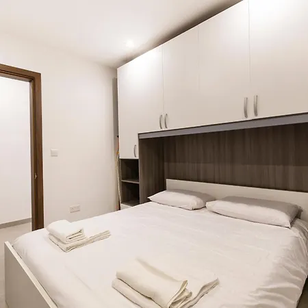 Spacious 3br Designer Just Off The Promenade By 360 Estates Appartement *