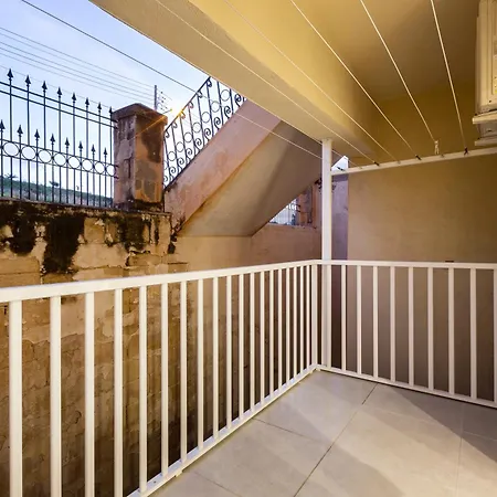 Spacious 3br Designer Just Off The Promenade By 360 Estates Appartement San Pawl il-Baħar