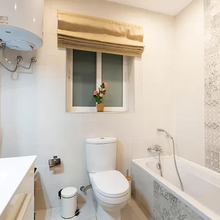 Spacious 3br Designer Just Off The Promenade By 360 Estates Apartment *