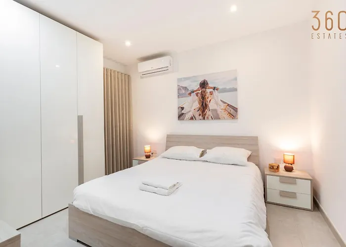 Spacious 3br Designer Just Off The Promenade By 360 Estates * St Paul's Bay