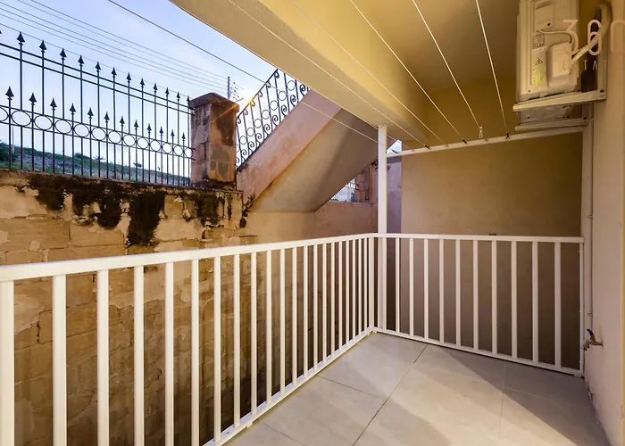 Spacious 3br Designer Just Off The Promenade By 360 Estates Apartament St. Paul's Bay