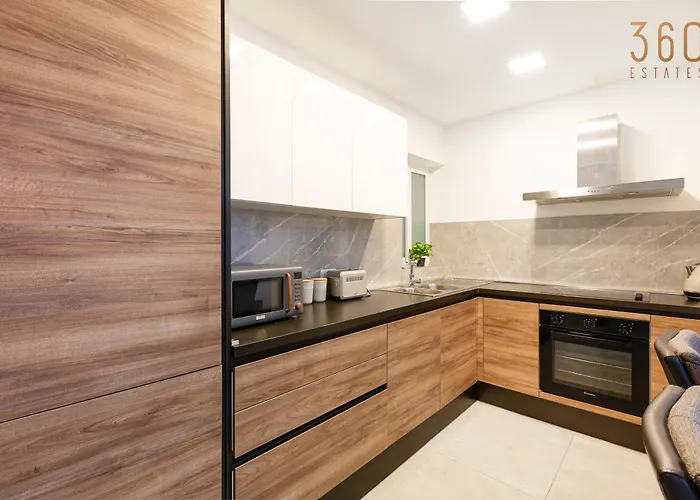 Apartamento Spacious 3br Designer Just Off The Promenade By 360 Estates *